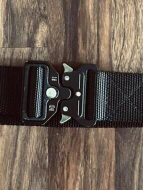 Propper Black Tactical Black 1.75'' Quick Release Buckle - 47'' EUC